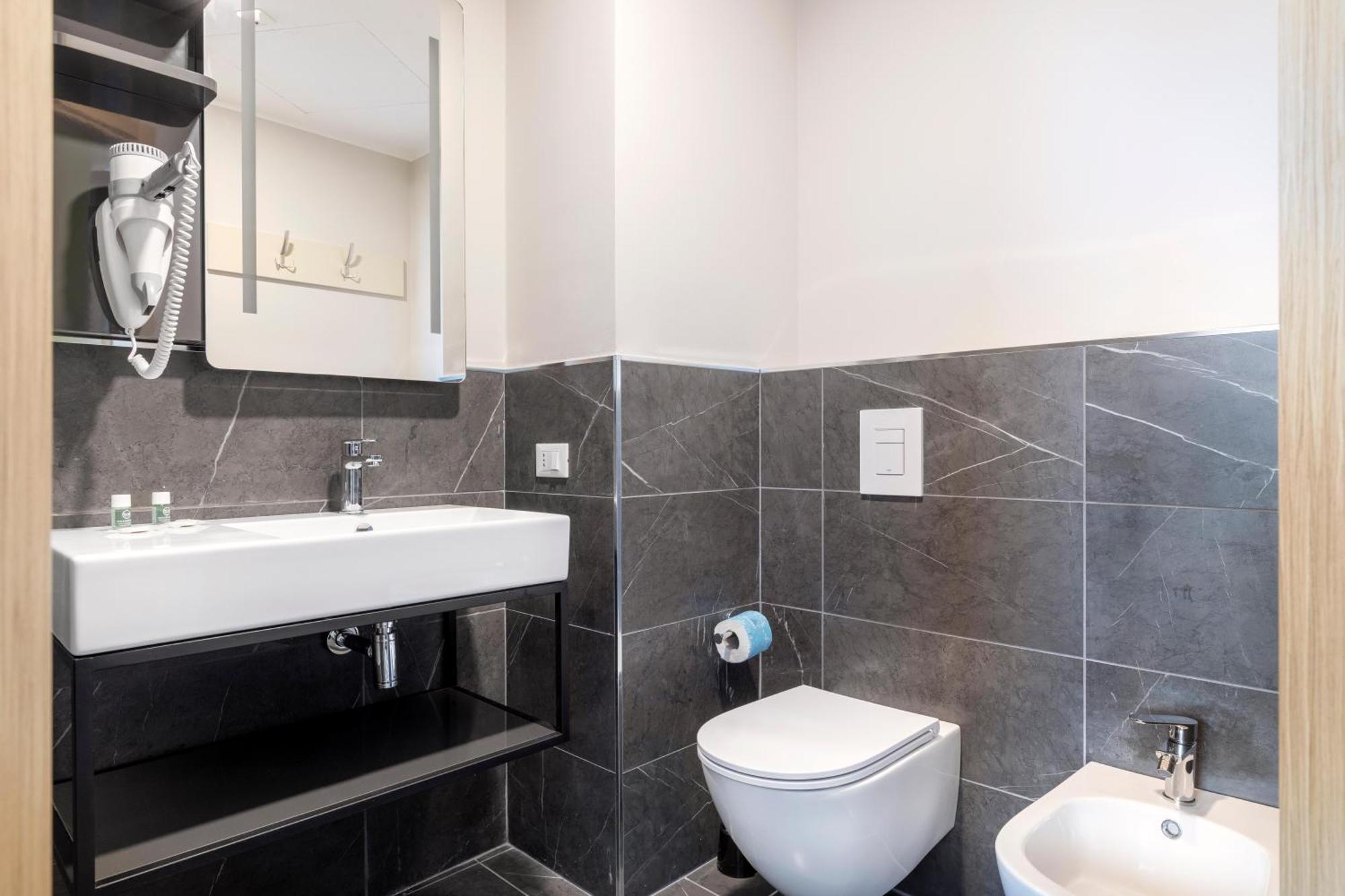 B&B Hotel Roma Fiumicino Aeroporto Fiera 2 ภายนอก รูปภาพ